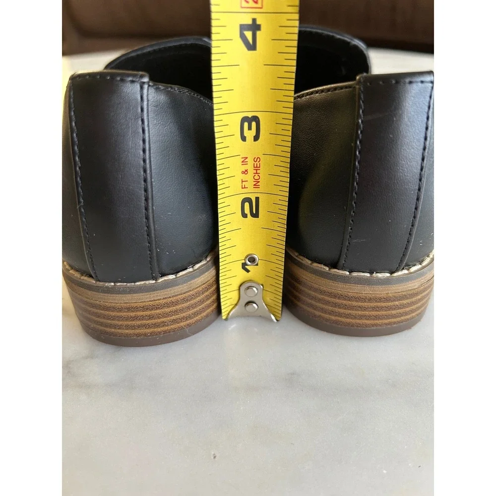 Indigo Rd Womens Black Almond‎ Toe Slip On Loafers Size 7.5M Stacked Heel Shoes